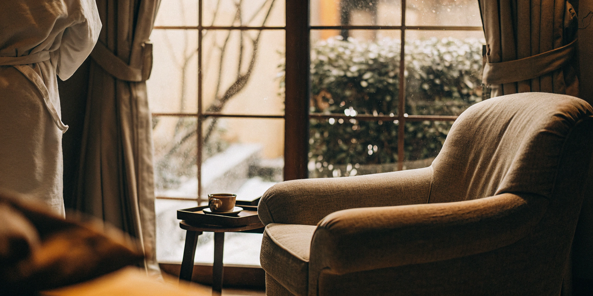 A calm setting for understanding the side effects of TMS for anxiety.